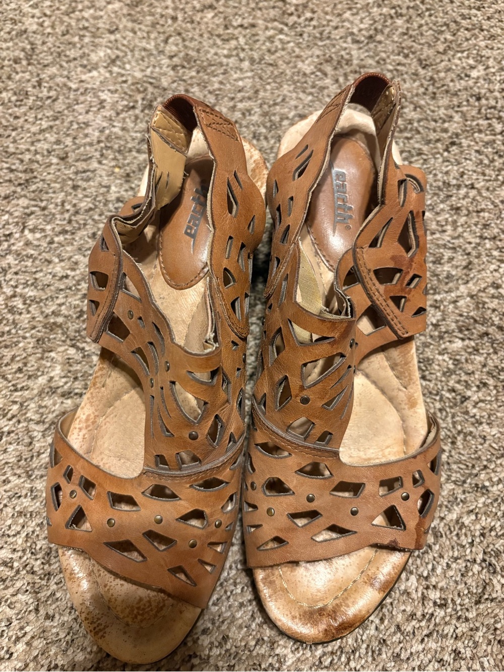 Sandals - Picture 3 of 8